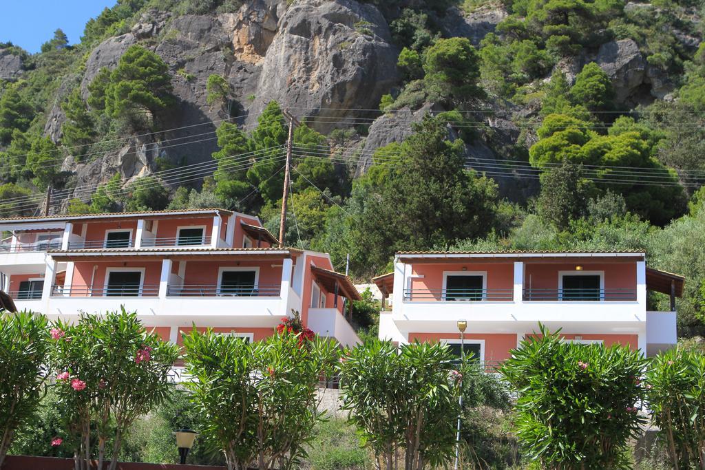 Glyfada Gorgona Apartments Exterior foto